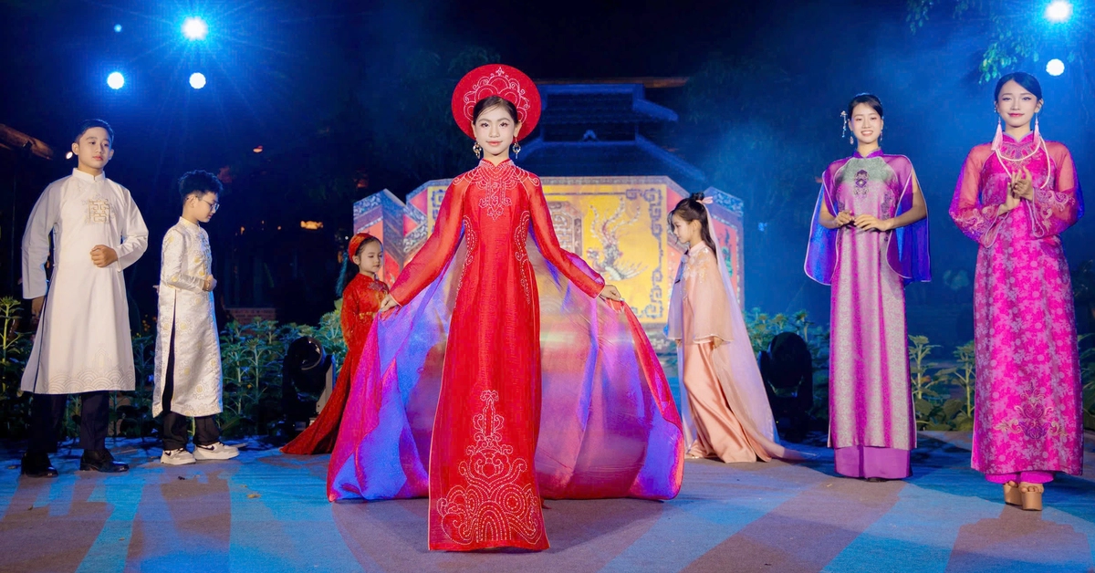 Giải mã hiện tượng du khách đổ đến Huế, Đà Nẵng