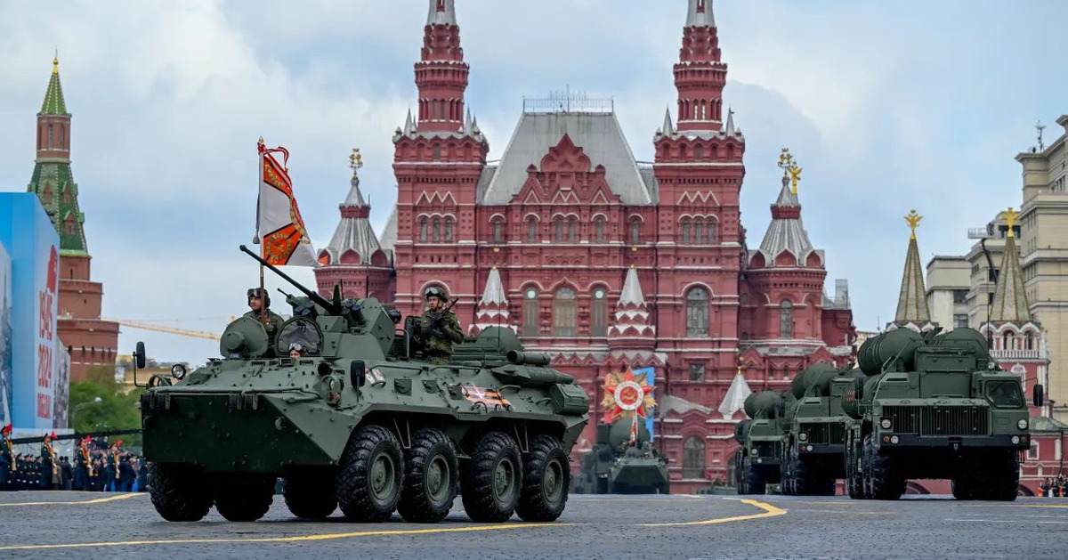 Nga duyệt binh không có khí tài quân sự sau gần 20 năm do 'tình hình tác chiến'