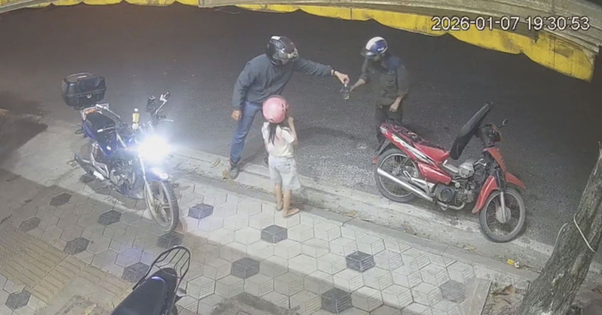 Hát hò mở loa 'tra tấn' hàng xóm ầm ĩ, rồi hỏi tình làng nghĩa xóm ở đâu?!