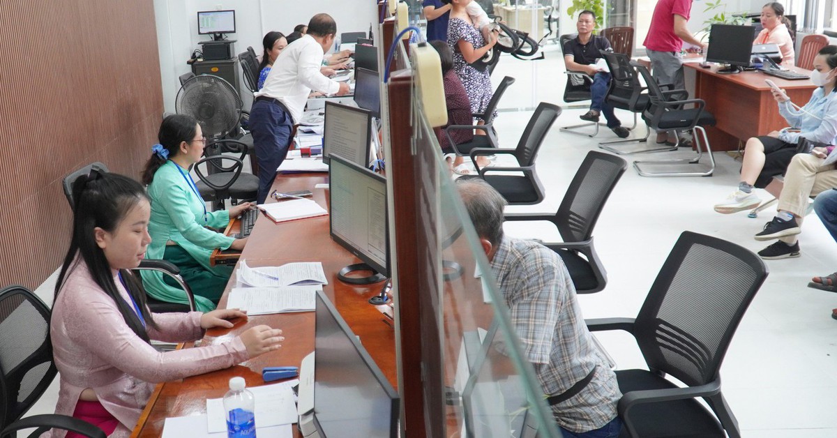 Lo 'khoảng trống trách nhiệm' trong mô hình phục vụ hành chính công một cấp