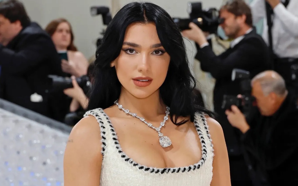 10 tuyệt tác trang sức kim cương rực rỡ bậc nhất lịch sử Met Gala