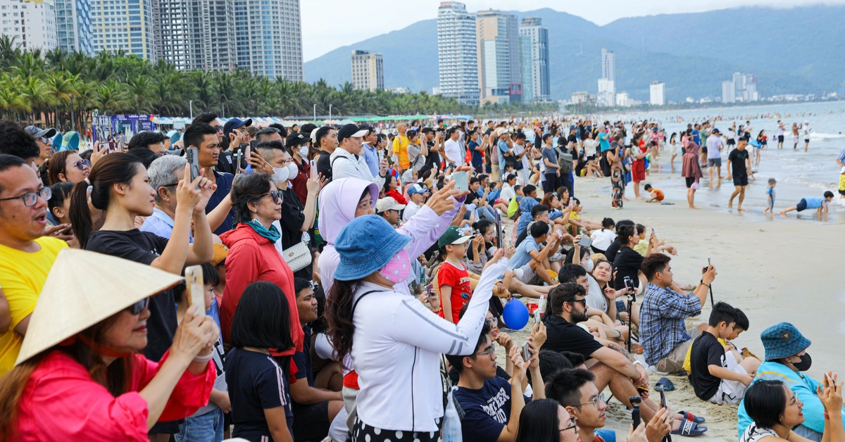 Đà Nẵng cấm xe, cấm dừng đỗ tại nhiều tuyến đường trung tâm phục vụ sự kiện dịp lễ 30-4