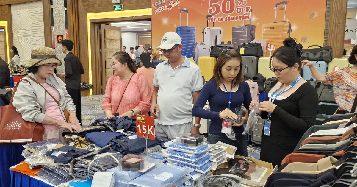 "Đại tiệc" hàng hiệu giảm giá đến 80% tại Cần Thơ
