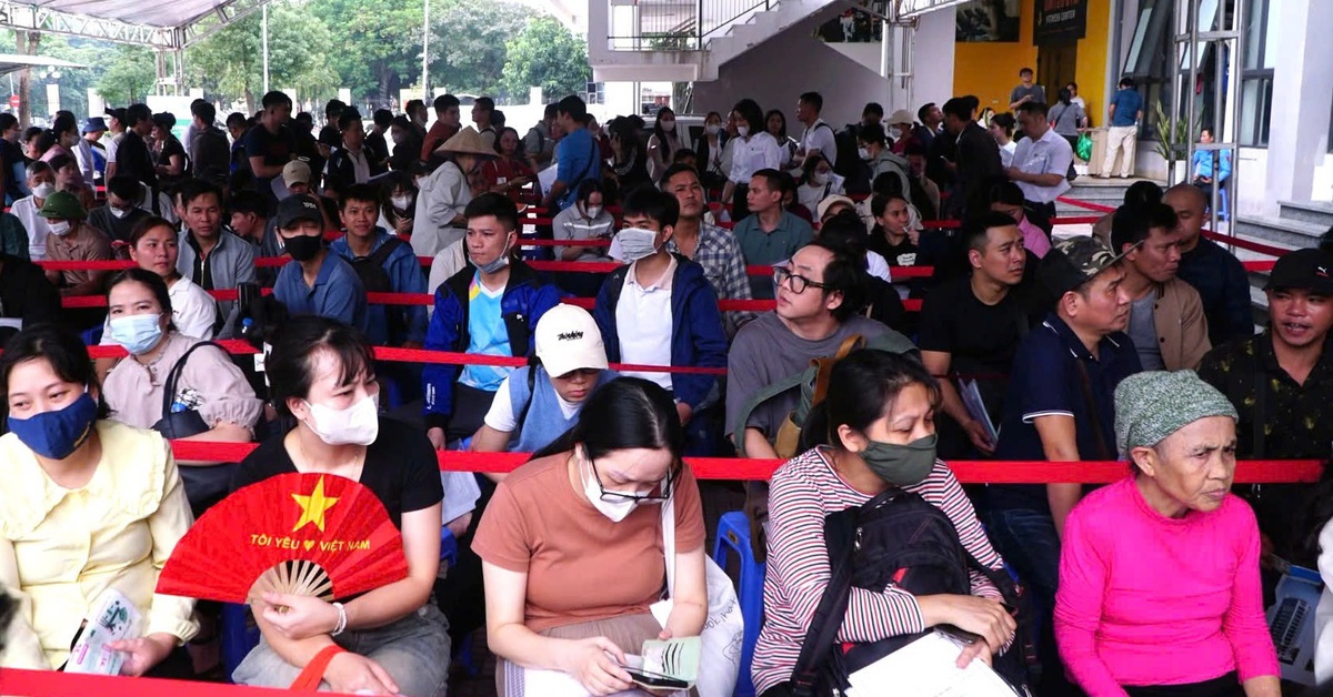 Đã có nhà Hà Nội, vẫn được mua nhà ở xã hội nếu nhà cách chỗ làm quá 20km