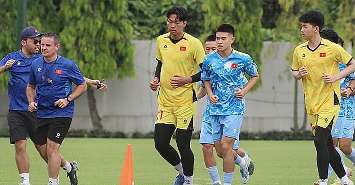 U19 Việt Nam vượt khó tập luyện hướng đến giải Đông Nam Á