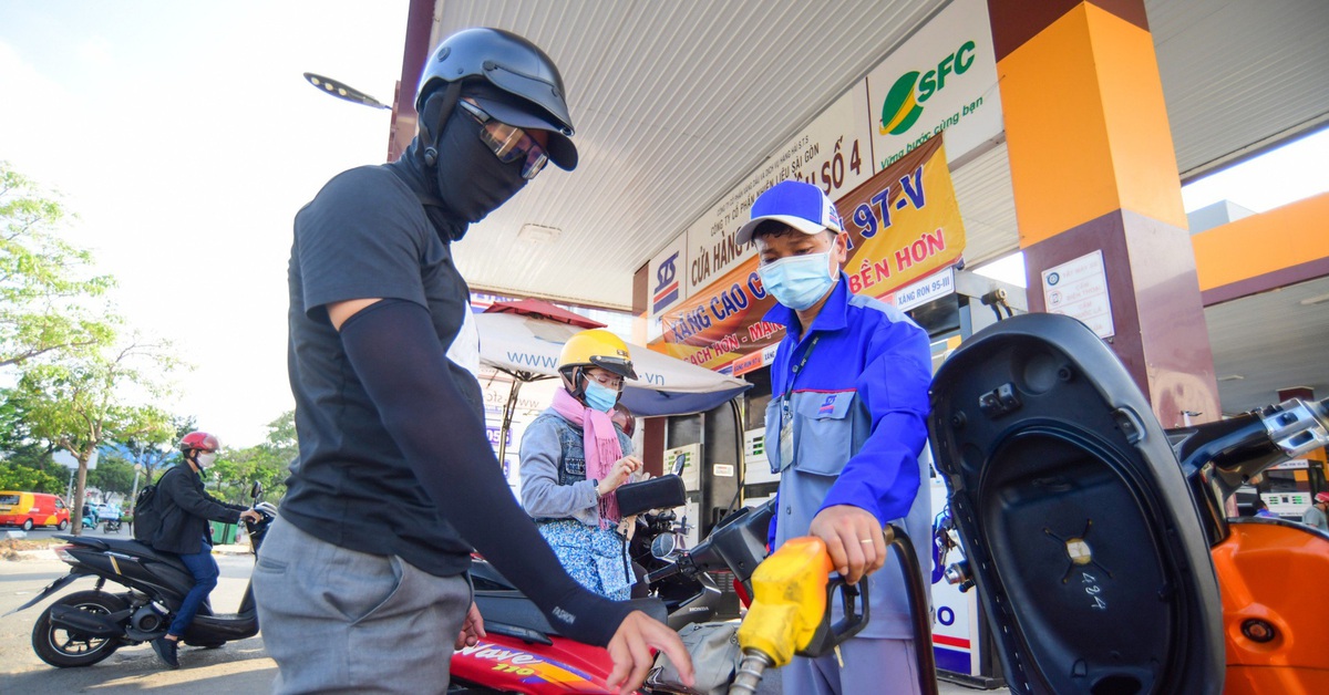 Bộ Công Thương điều chỉnh giá xăng dầu trước kỳ nghỉ lễ 30-4