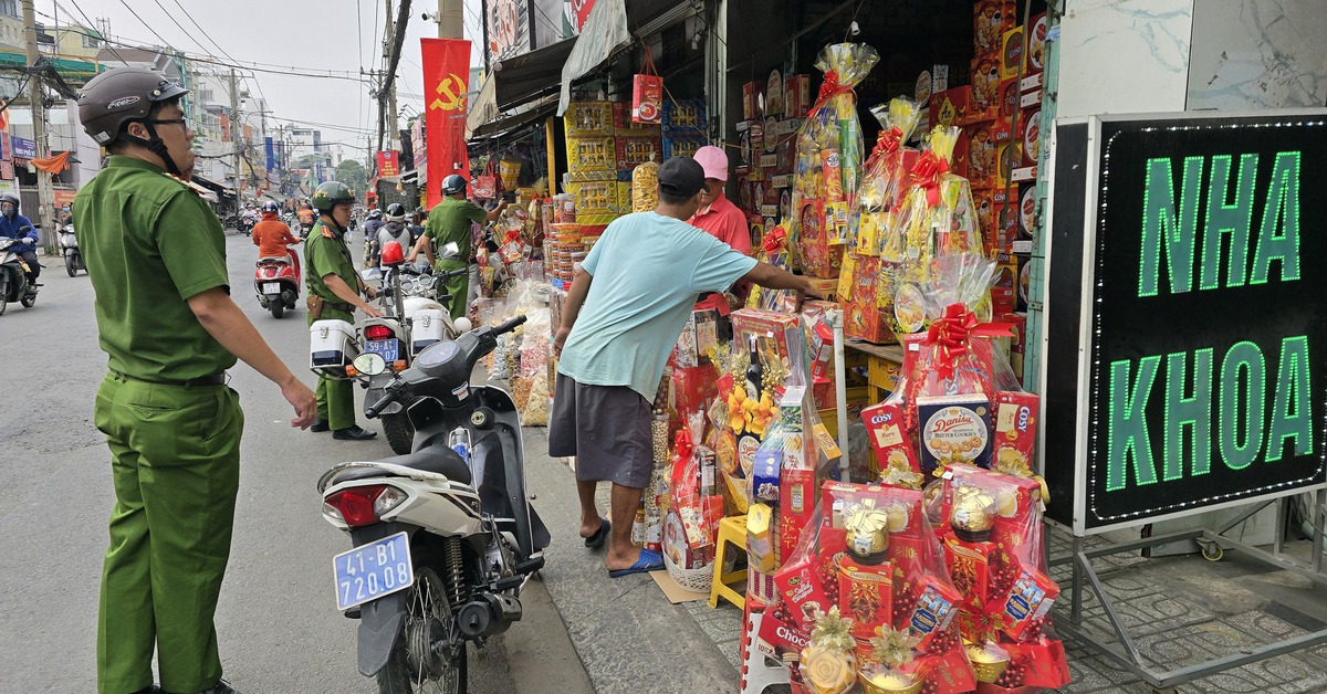 3 tháng, TP.HCM xử lý hơn 7.000 trường hợp vi phạm lấn chiếm vỉa hè, lòng lề đường