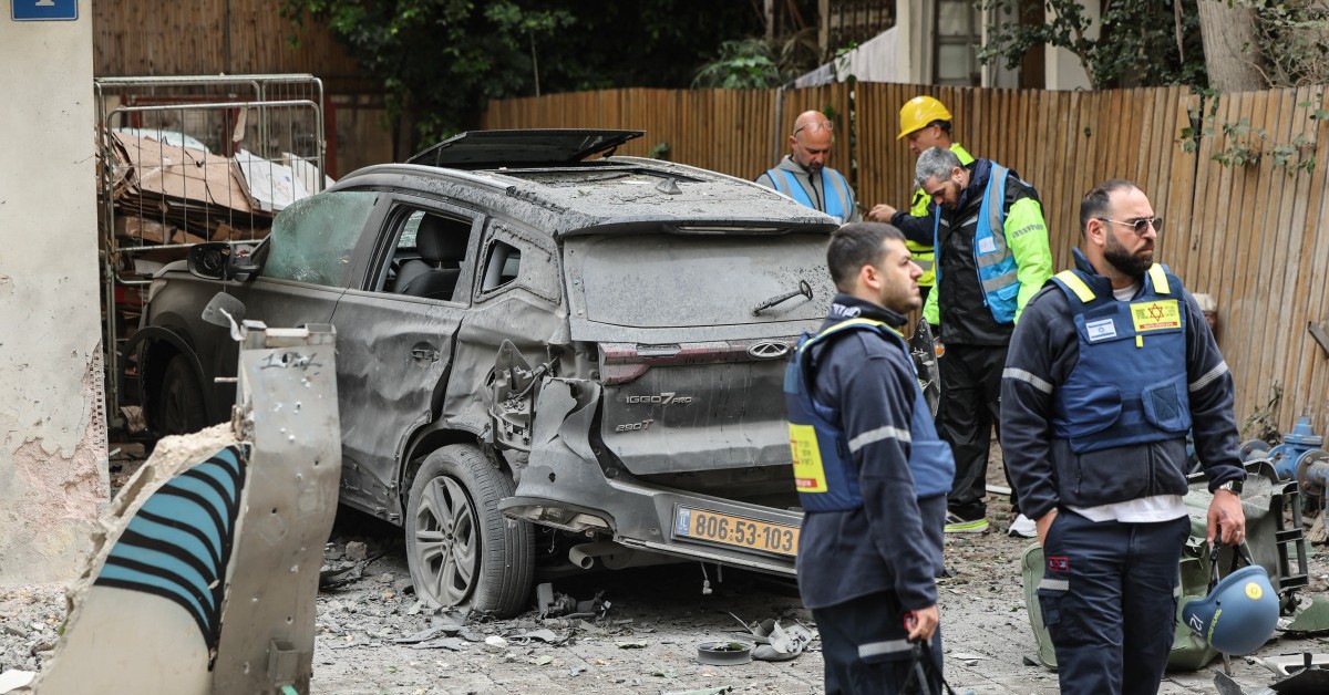 Iran tuyên bố thực hiện đợt tấn công thứ 91, 'buộc 5 triệu người Israel xuống hầm ngầm'