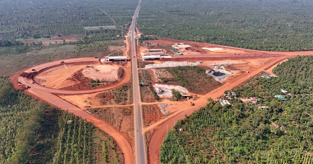 Đầu tư 1.700 tỉ đồng làm đường nối cao tốc Khánh Hòa - Buôn Ma Thuột với sân bay