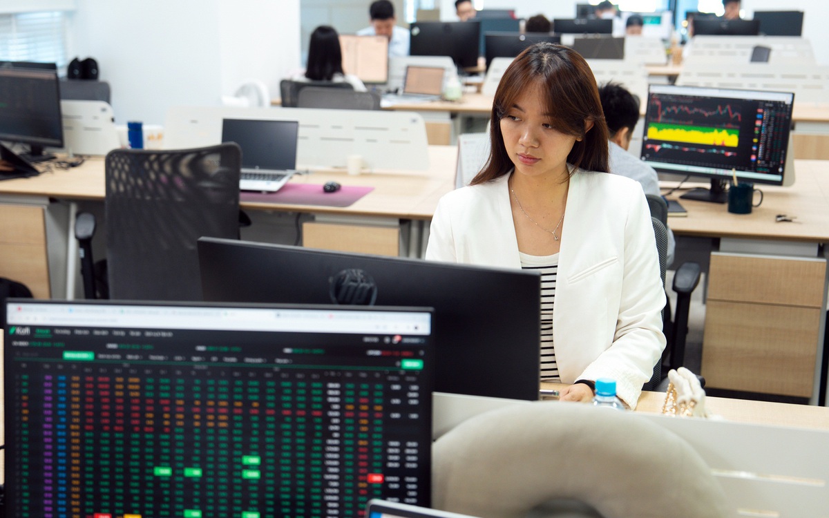 Ngưỡng 1.700 điểm tiếp tục 'cản bước' VN-Index