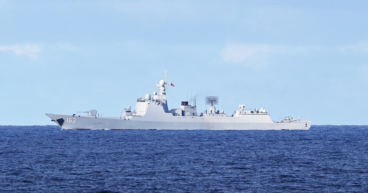 Trung Quốc tuần tra gần bãi cạn Scarborough, giữa lúc Mỹ - Philippines tập trận