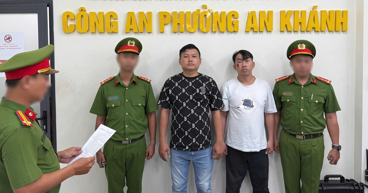 Bóp còi xin vượt gây ồn ào, hai người đàn ông đánh nhau trên đường bị Công an TP.HCM bắt tạm giam