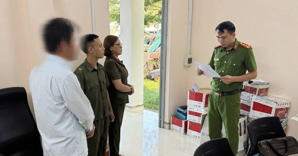 Khởi tố 2 người mua bán hóa đơn trái phép để 'né' thuế