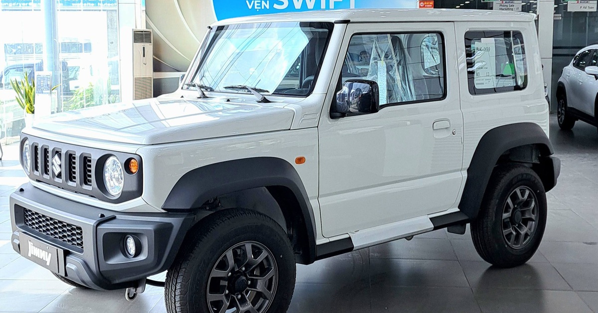 Tin tức giá xe: Suzuki Jimny giảm giá kỷ lục 140 triệu tại đại lý