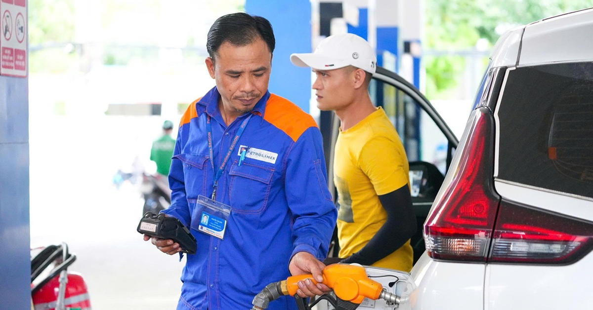 Bãi bỏ nhiều điều kiện kinh doanh đối với thương nhân đầu phối, phân phối và bán lẻ xăng dầu