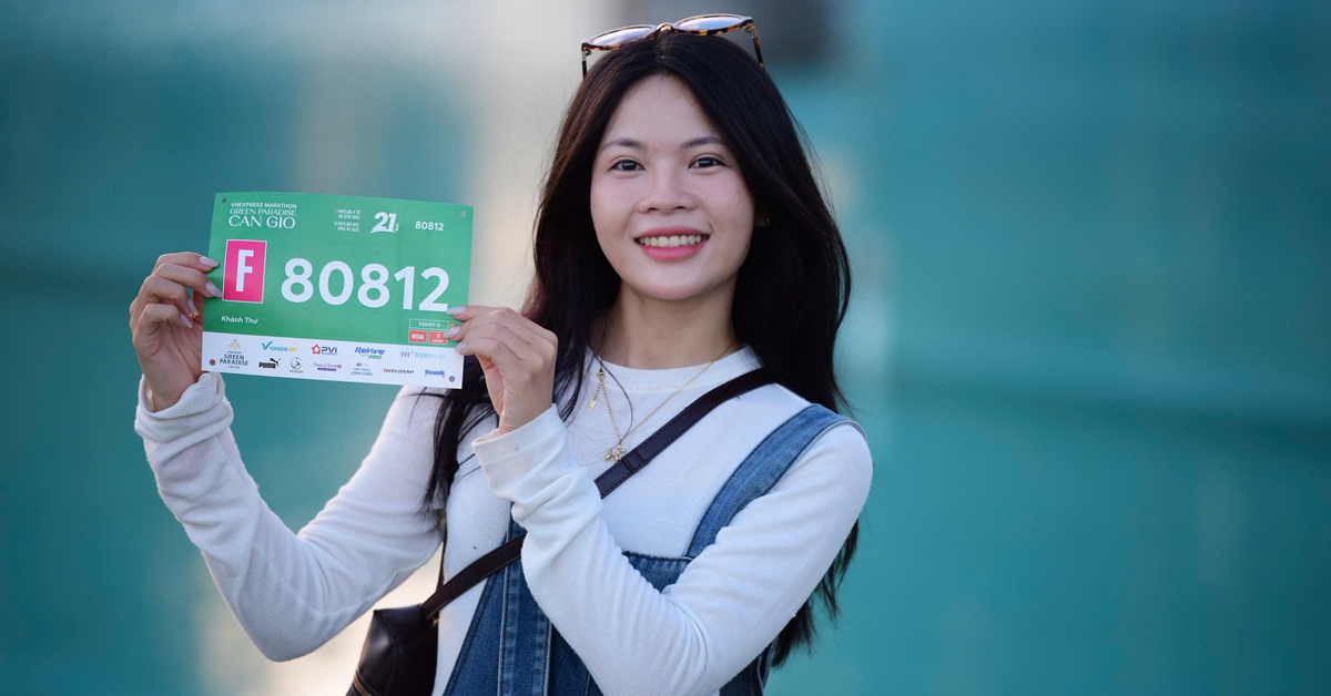 Pháo hoa rực sáng Vinhomes Green Paradise Cần Giờ chào đón các runner