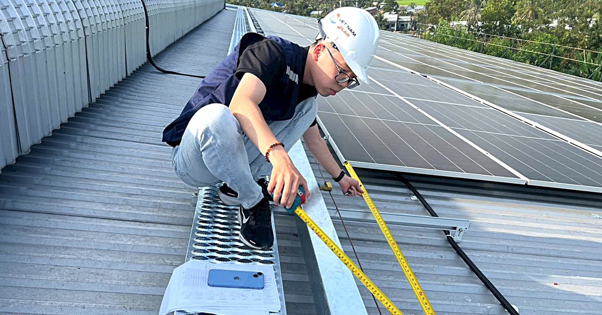 Chào mời lắp điện mặt trời lại sôi động đủ gói giá, người dân thắc thỏm chất lượng