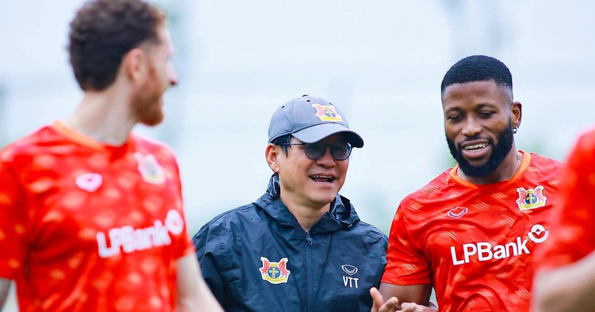 Vòng 17 V-League 2025 - 2026: Ngày về của dân biệt phái