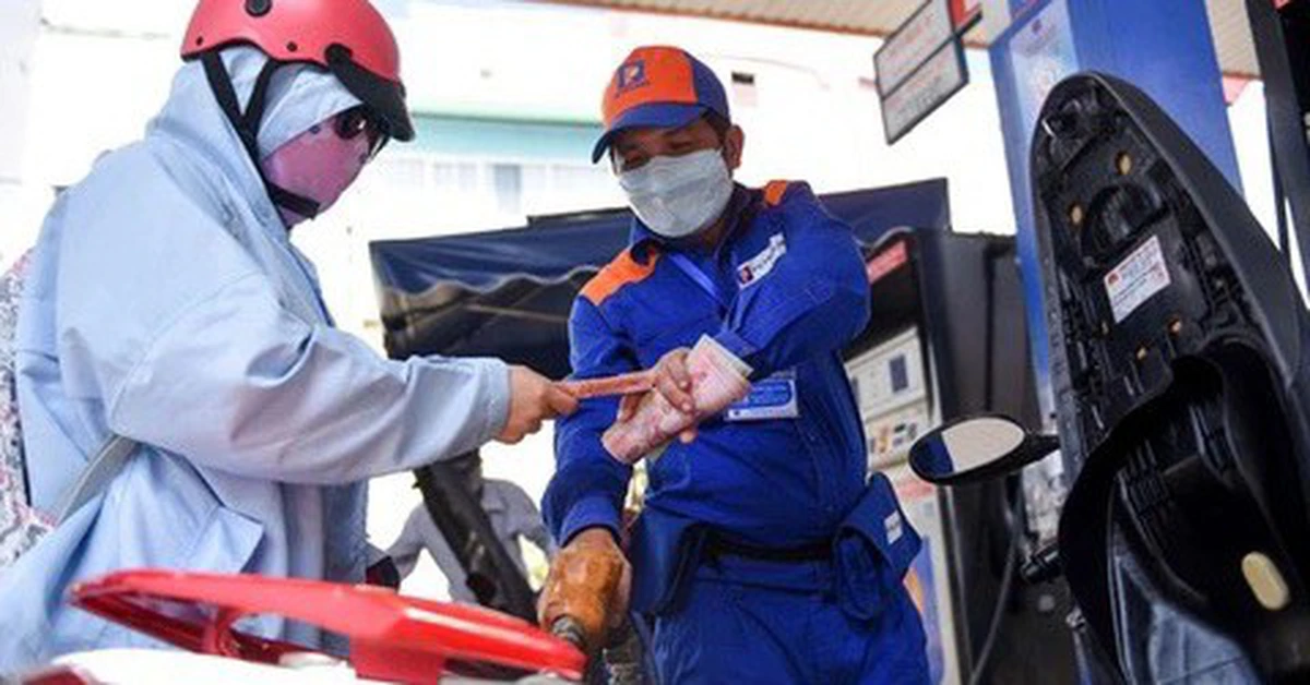 Nghi găm xăng dầu trước giờ tăng giá: Cục Thuế yêu cầu kiểm tra đột xuất