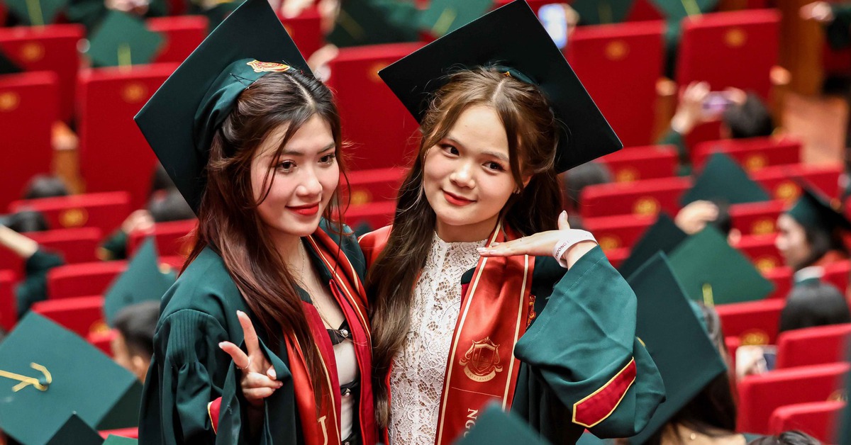 Trường đại học Kinh tế - ĐHQG Hà Nội thêm tổ hợp, siết điểm thưởng