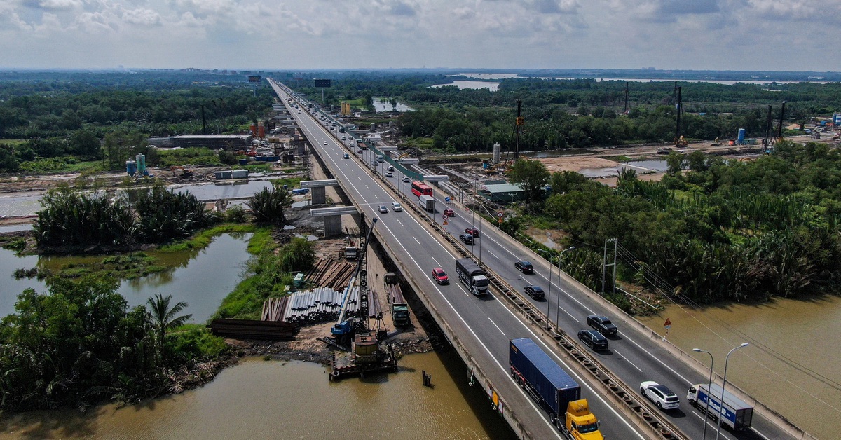 TP.HCM thi tuyển kiến trúc cầu vượt đường liên cảng Cát Lái - Phú Hữu