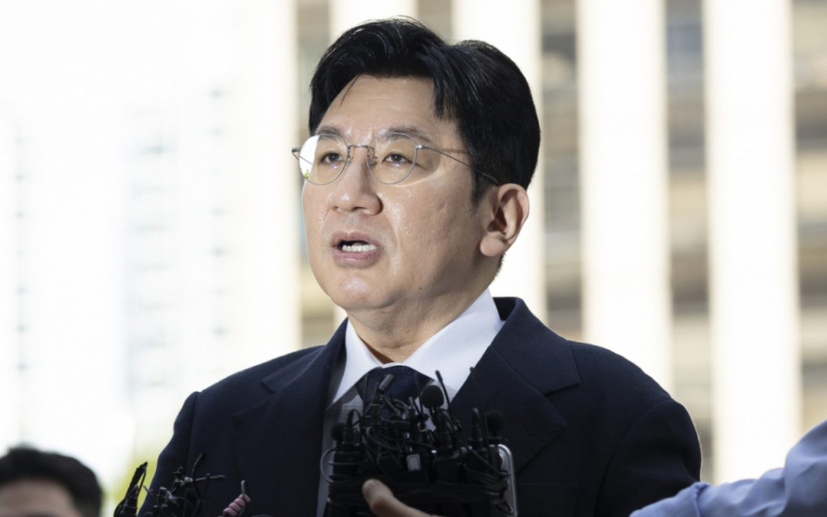 Ông chủ BTS Bang Si Hyuk sắp bị bắt?