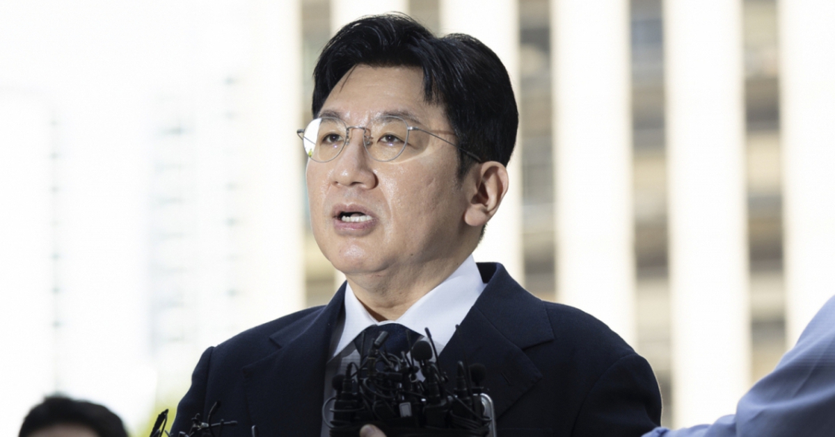 Ông chủ BTS Bang Si Hyuk sắp bị bắt?