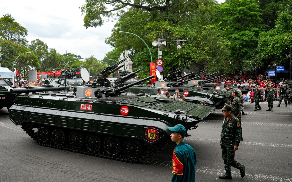 Chuẩn bị sản xuất loạt xe chiến đấu bộ binh, xe thiết giáp chở quân