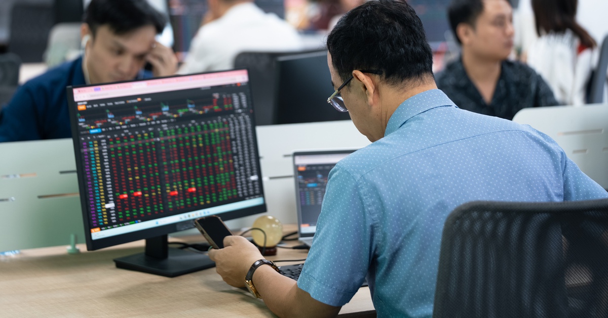 Việt Nam được nâng hạng, FTSE Russell hé lộ 32 cổ phiếu dự kiến vào rổ chỉ số toàn cầu