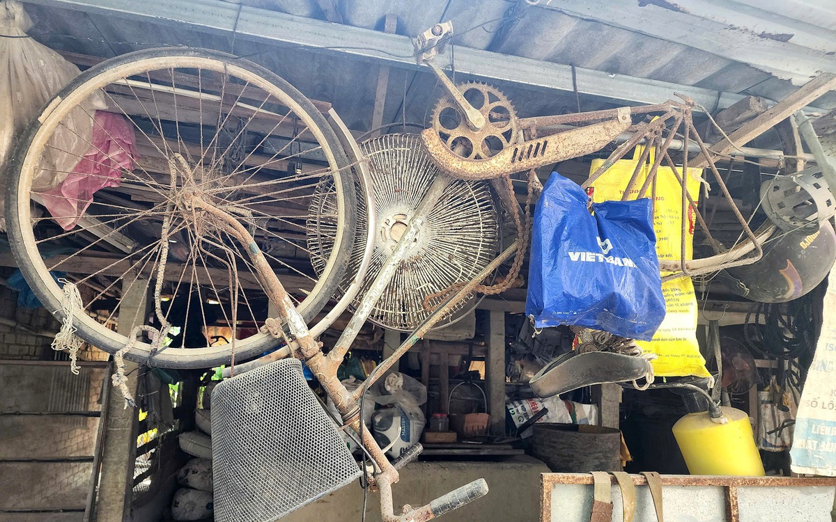 Những kỷ vật thân thương còn lại - Kỳ 8: Góc Sài Gòn của ba và hai chiếc xe của má