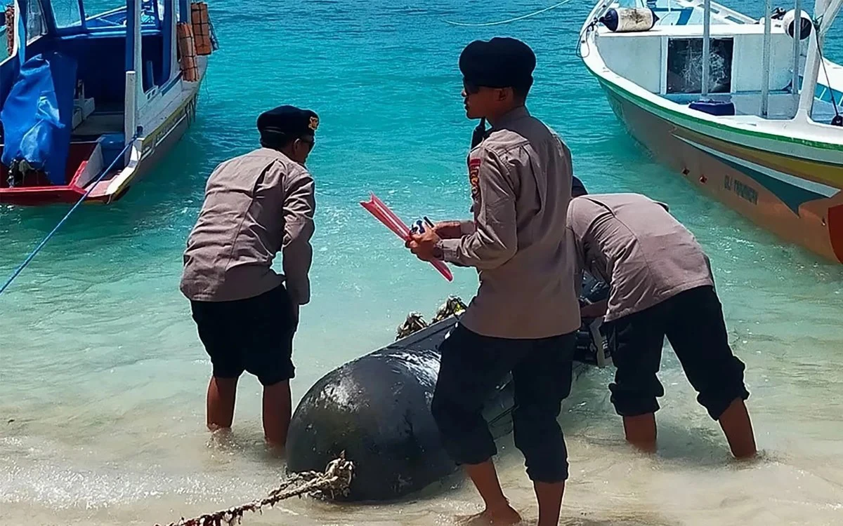 Ngư dân Indonesia 'bắt' trúng thiết bị lặn không người lái nguồn gốc từ Trung Quốc