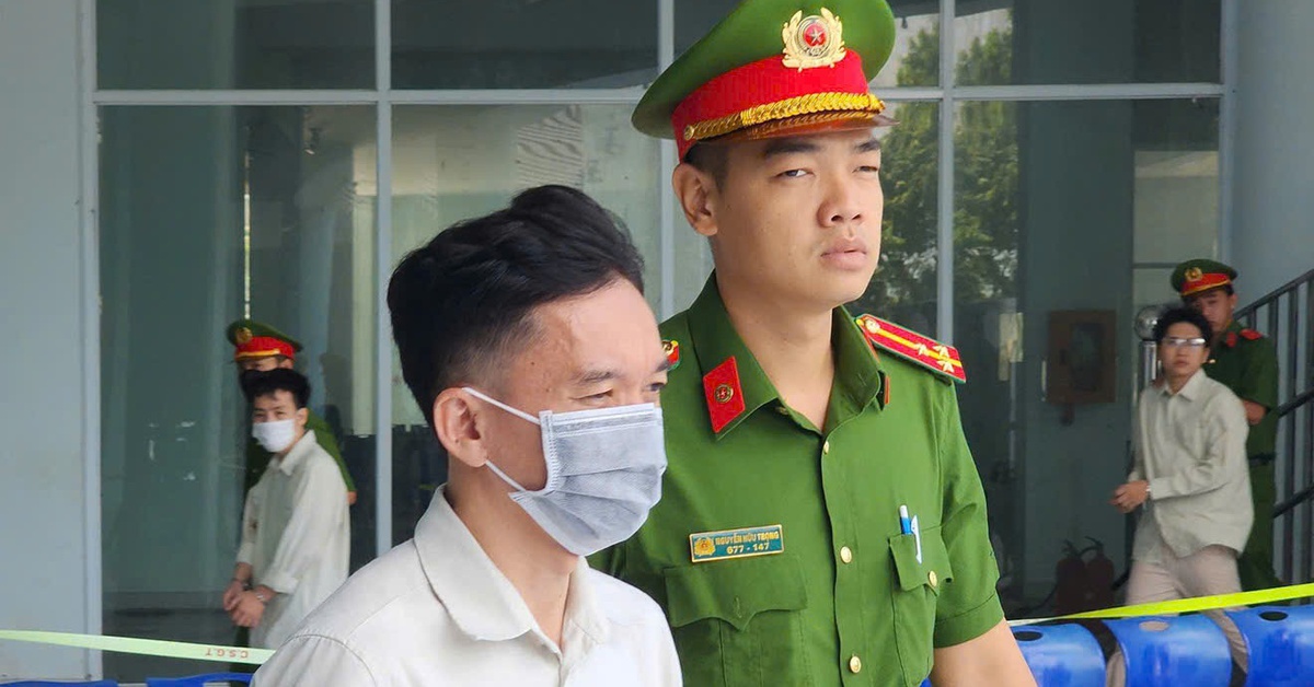 Thu hồi nợ: Cấm đe dọa, bôi nhọ, ‘khủng bố’ điện thoại khách hàng