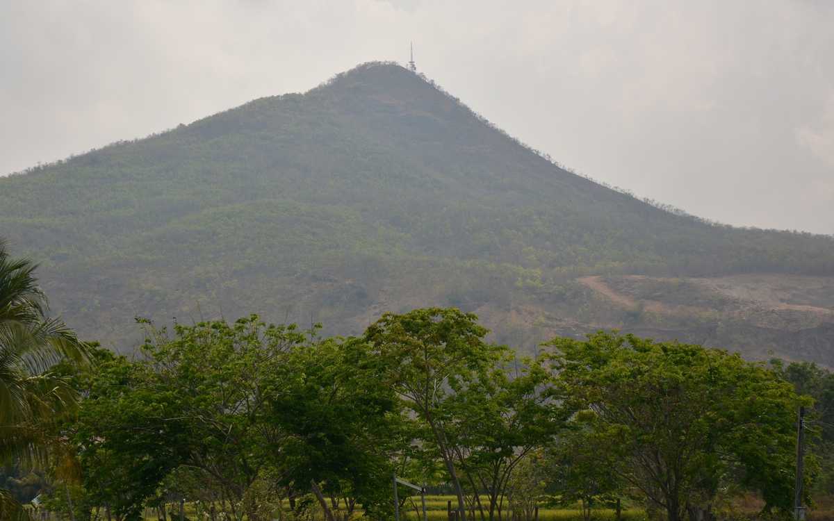 Xe thi công công trình viễn thông gặp nạn ở núi Tà Zôn, 3 người chết, 1 bị thương