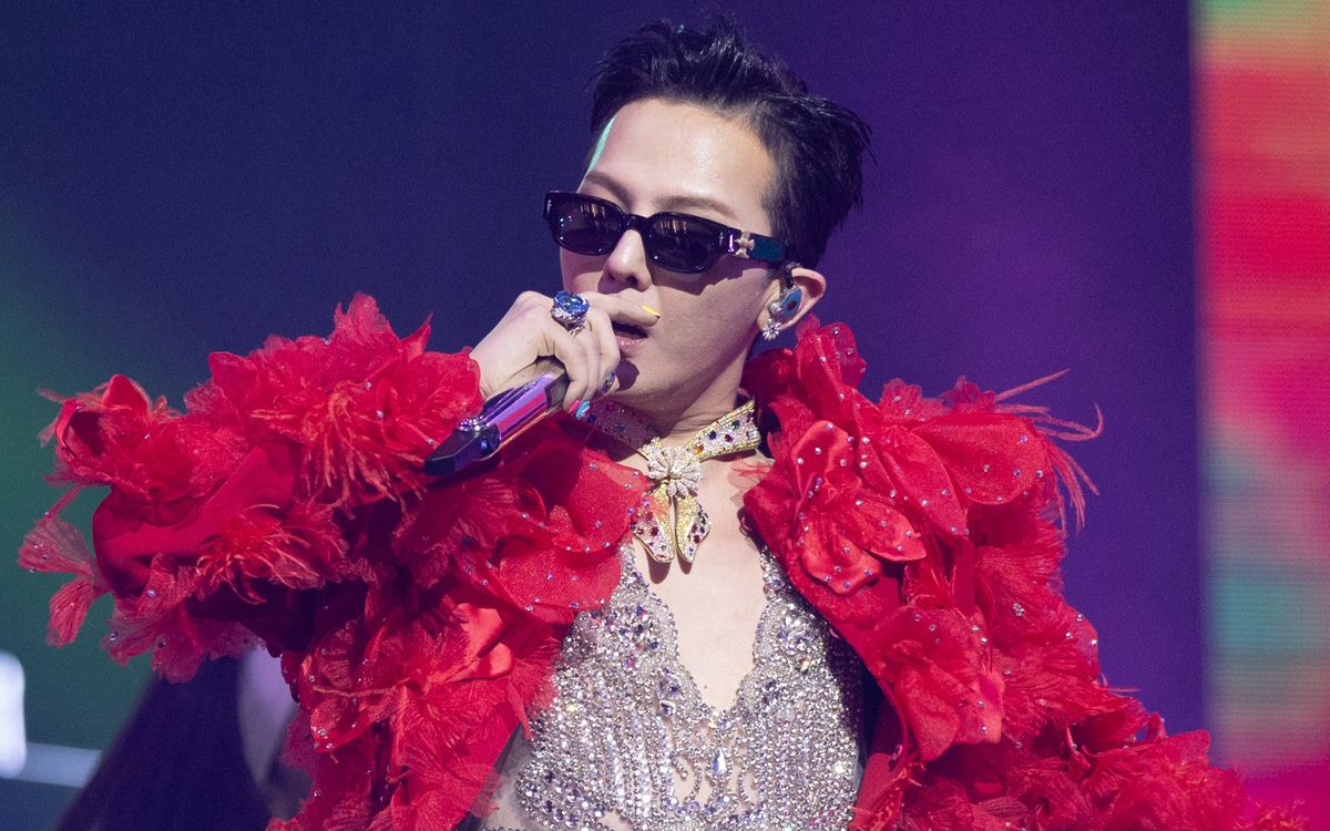 G-DRAGON 'bỏ túi' 65 tỉ won, 'gánh' toàn bộ công ty quản lý
