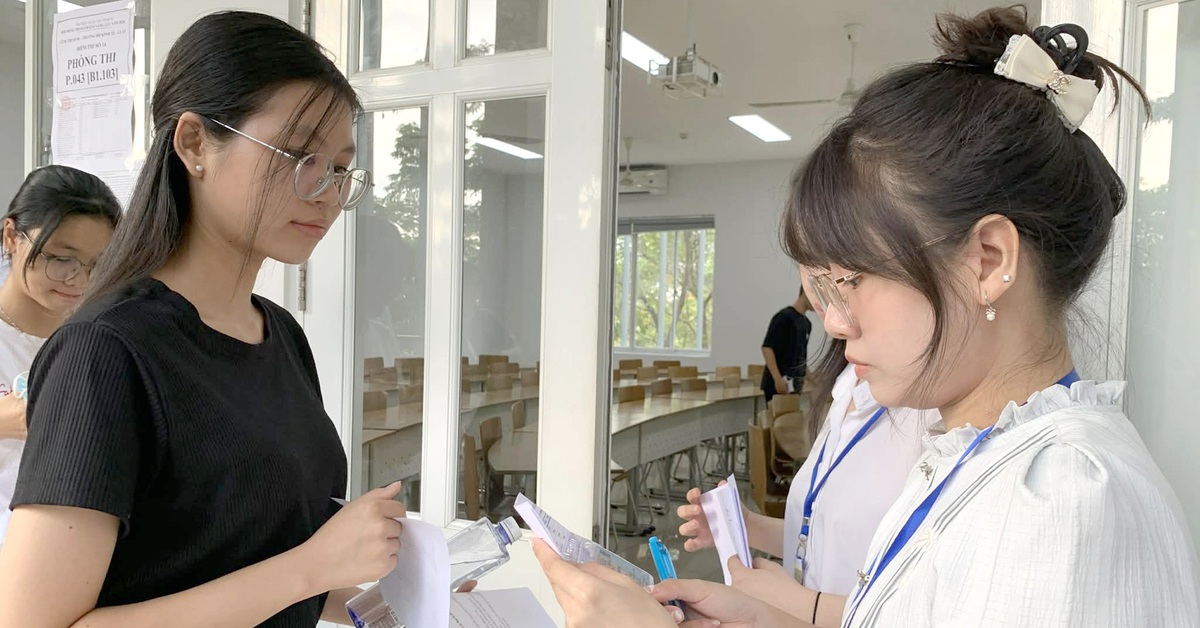 Chấm thi đánh giá năng lực ĐH Quốc gia TP.HCM: Khép kín nhiều lớp, máy 'offline'