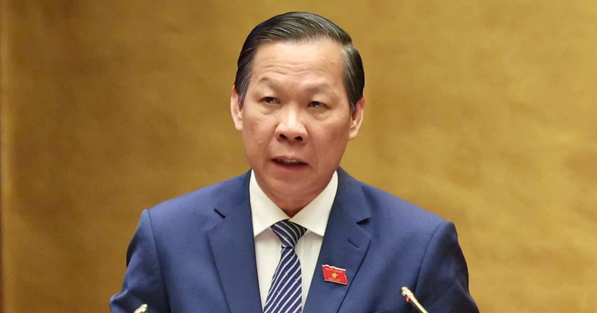 Ủy ban Kinh tế: Đầu tư công nên ưu tiên xây kho dự trữ xăng dầu, hạn chế tối đa xây trụ sở mới