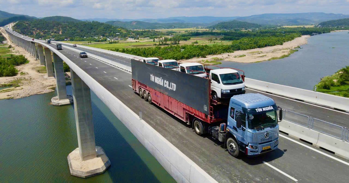 Ngày đầu khai thác 58km cao tốc Bắc - Nam qua Đắk Lắk