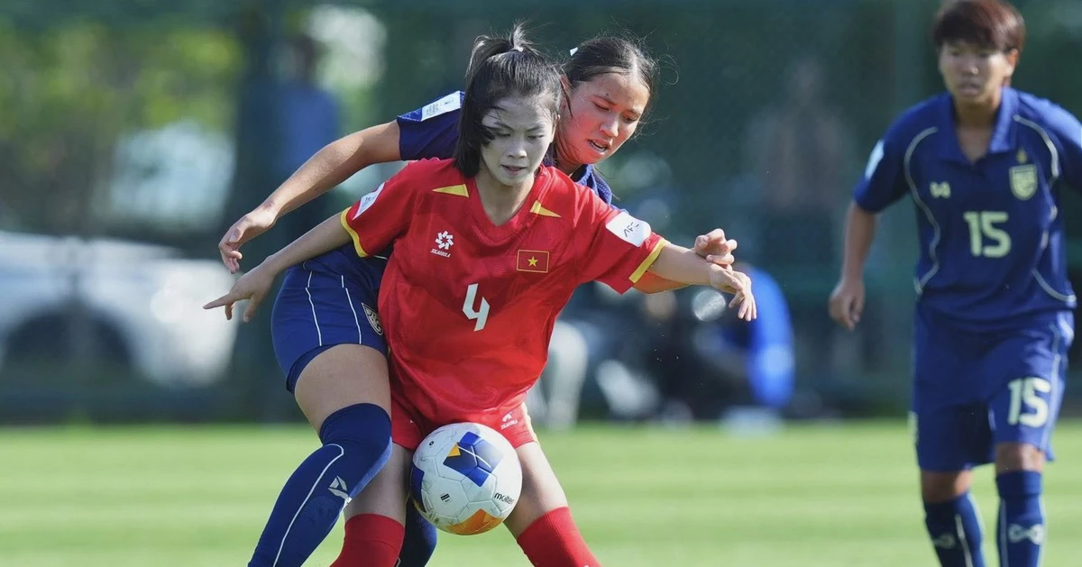 HLV Nhật Bản: 'U17 nữ Việt Nam chạy nhiều hơn Thái Lan'