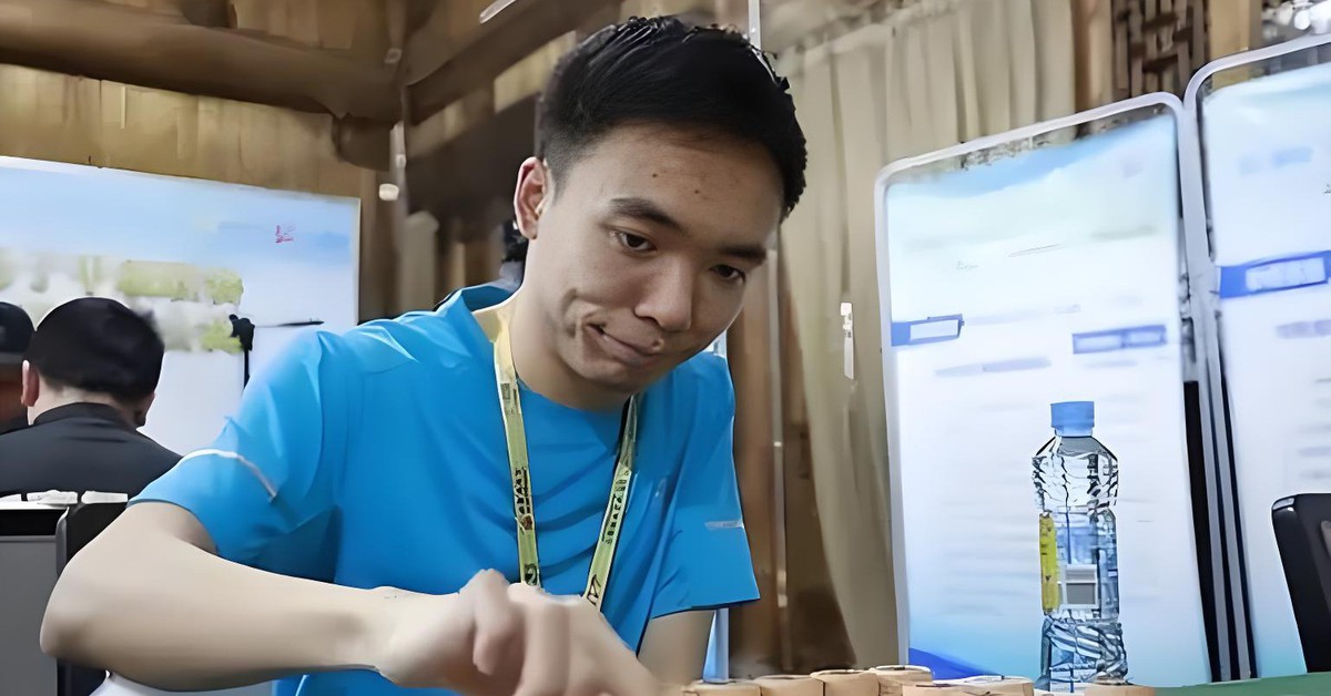 'Bậc thầy thí quân' tụt dốc không phanh, làng cờ tướng Trung Quốc âu lo trước Lại Lý Huynh