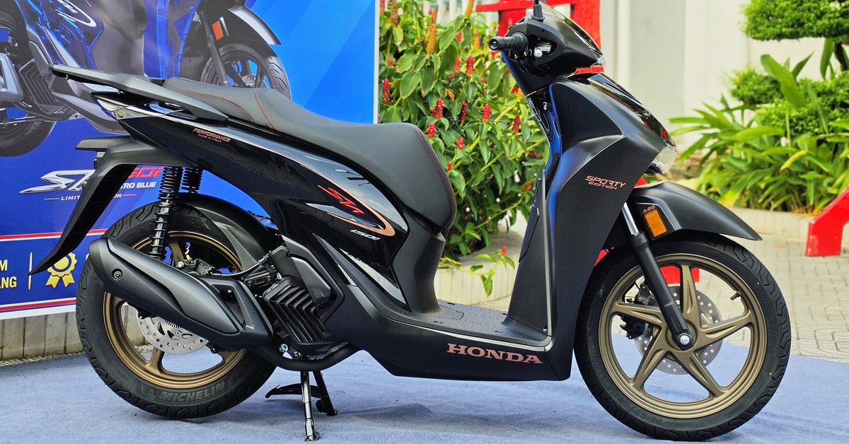 Honda SH 2026 nhập Ý về Việt Nam, đắt ngang ô tô mini