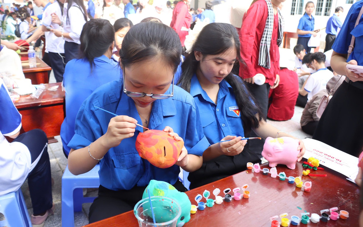 Tạo mối quan hệ hiệu quả nơi công sở: Không phải ai cũng biết cách này