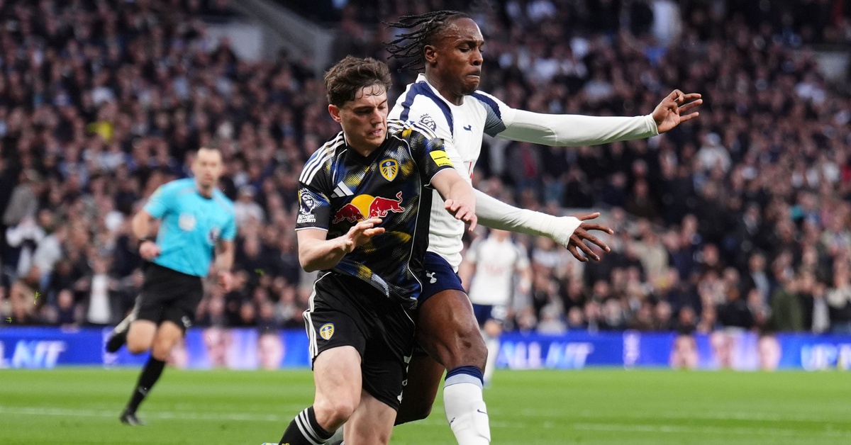 Leeds khiến Tottenham chưa an toàn