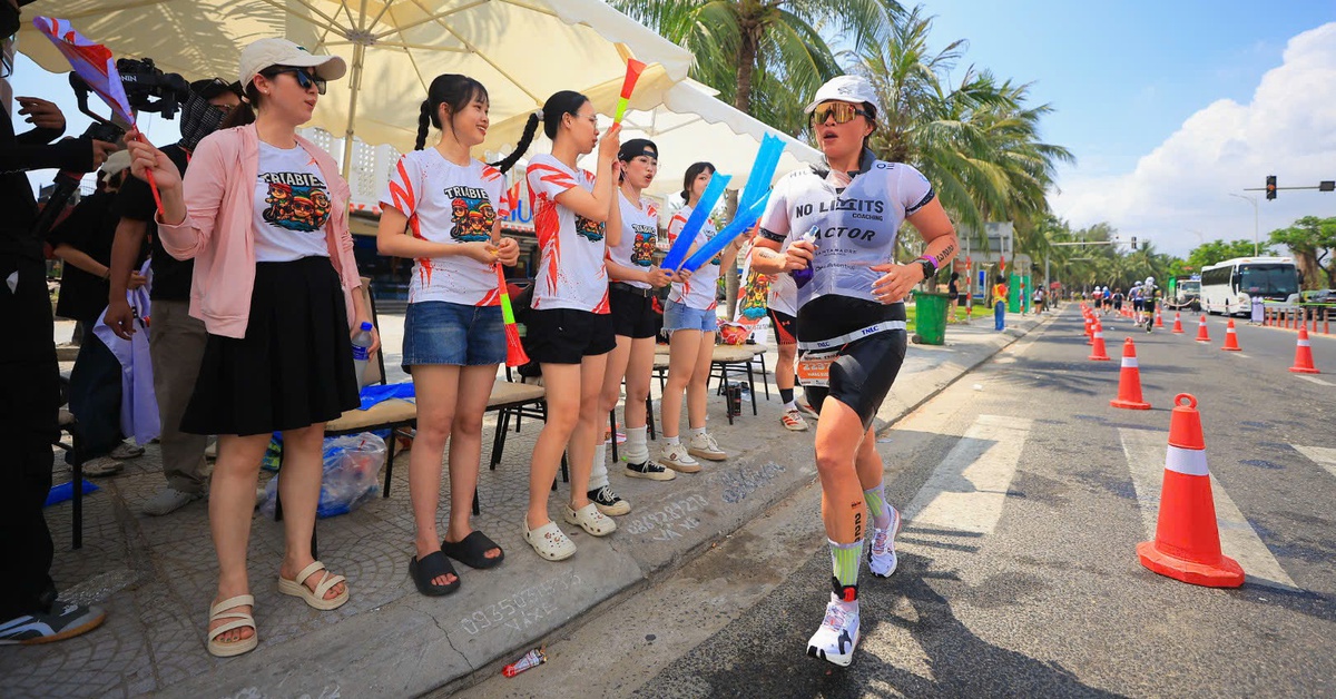 Du khách, người dân than kẹt xe nhiều giờ vì giải Ironman, Đà Nẵng nói tiếp thu các góp ý