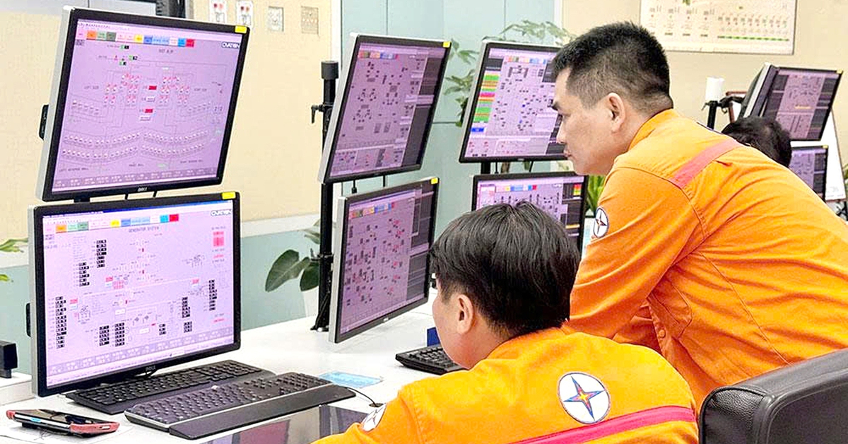 Nắng nóng 'đổ lửa' khắp các miền, nhiều áp lực với cung ứng điện