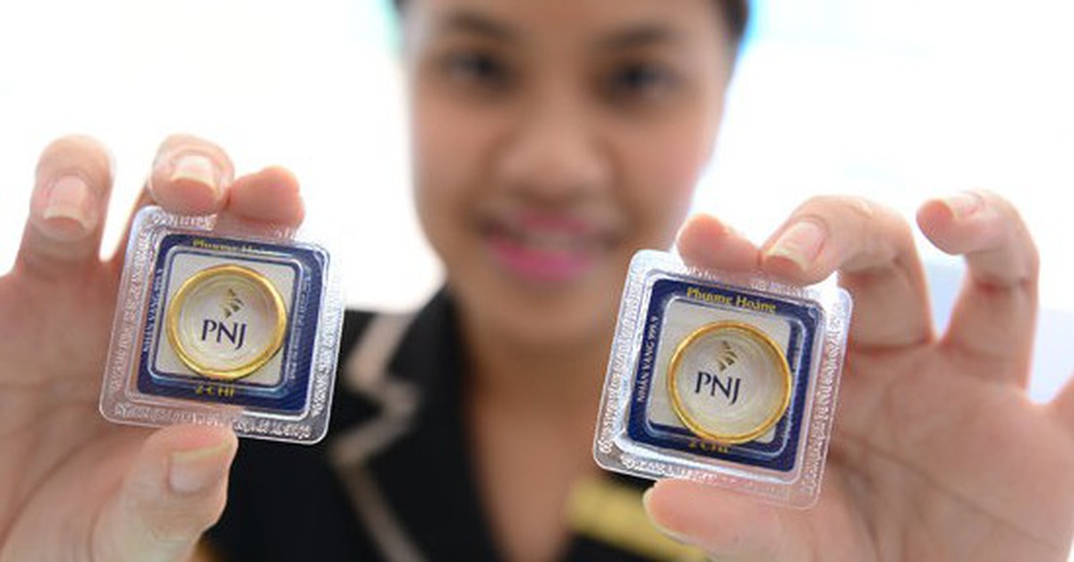 Giá vàng, bạc biến động mạnh