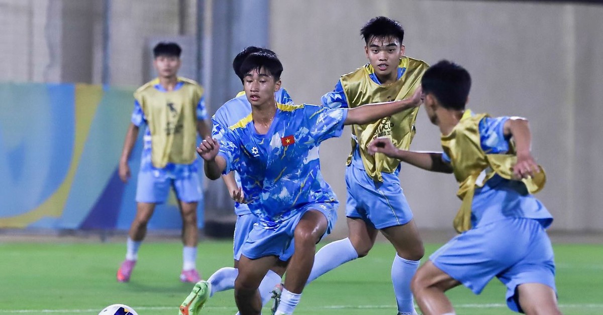 U17 Việt Nam trở lại tập luyện, quyết tâm thắng UAE và giành vé World Cup