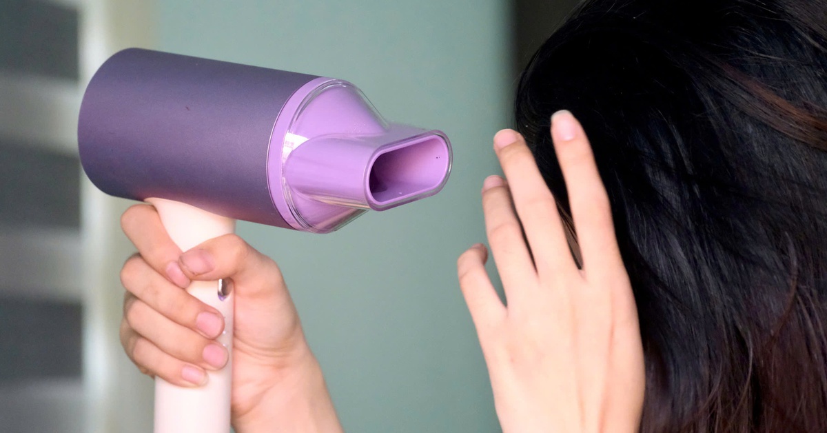 Mũ bảo hiểm, máy sấy tóc, nồi cơm điện vào danh mục hàng hóa có mức độ rủi ro cao