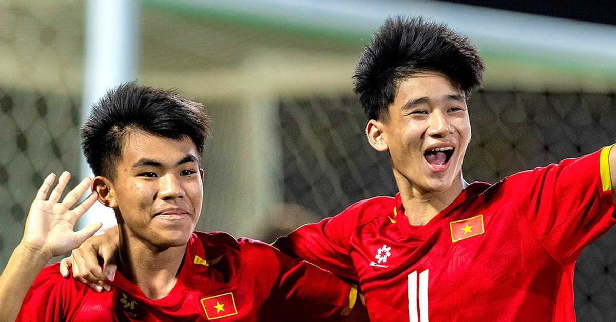 Xem những bàn thắng vàng mang về tấm vé World Cup cho U17 Việt Nam