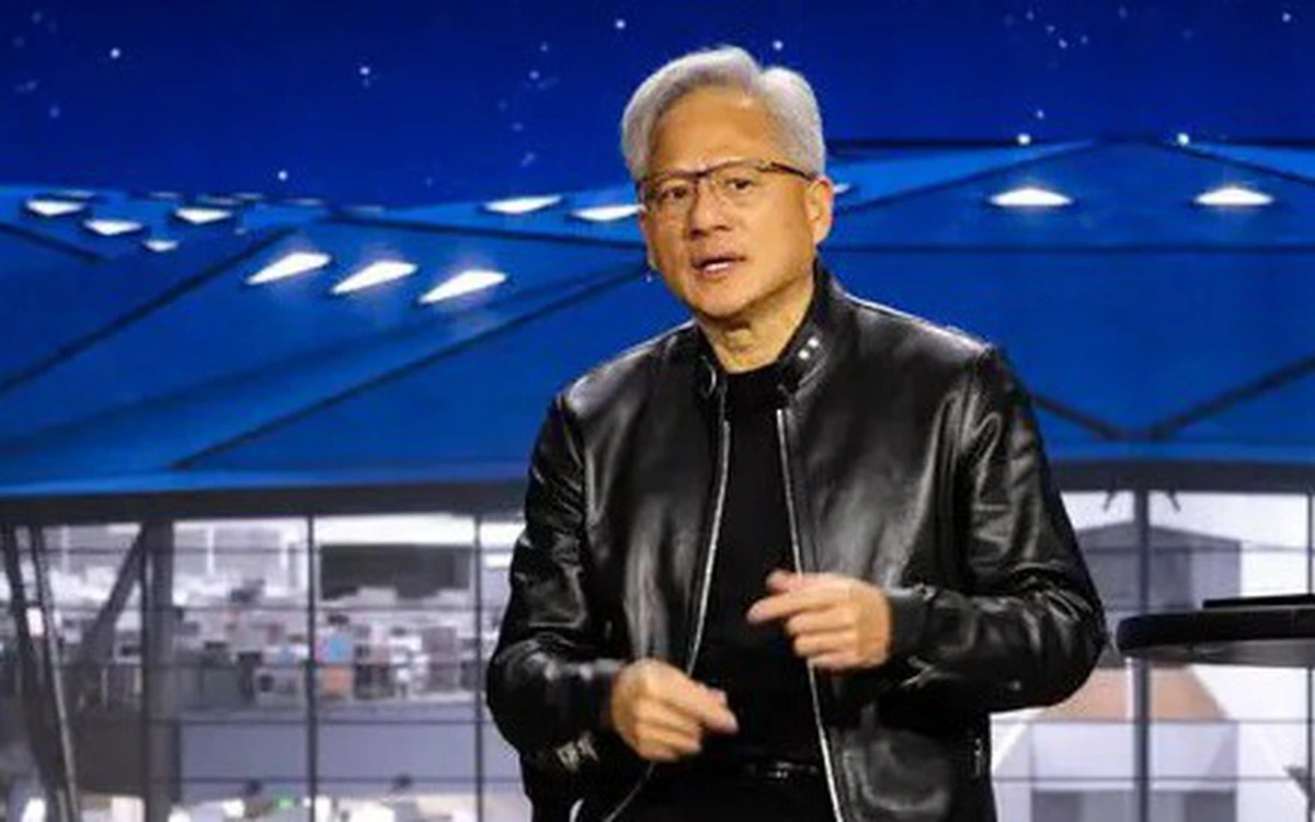 Ông Trump mời CEO Nvidia lên Air Force One vào phút chót trước chuyến đi Trung Quốc