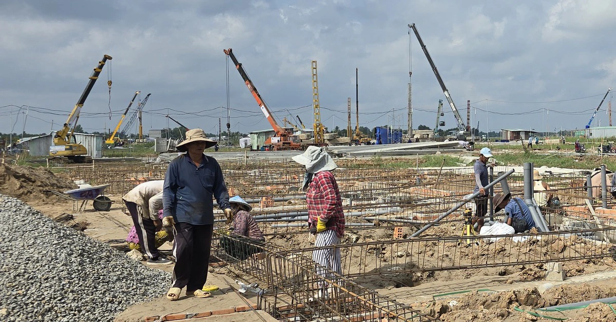 Nhu cầu nhà ở xã hội 'ấm dần' lên ở khu lấn biển Phú Cường Phú Quý